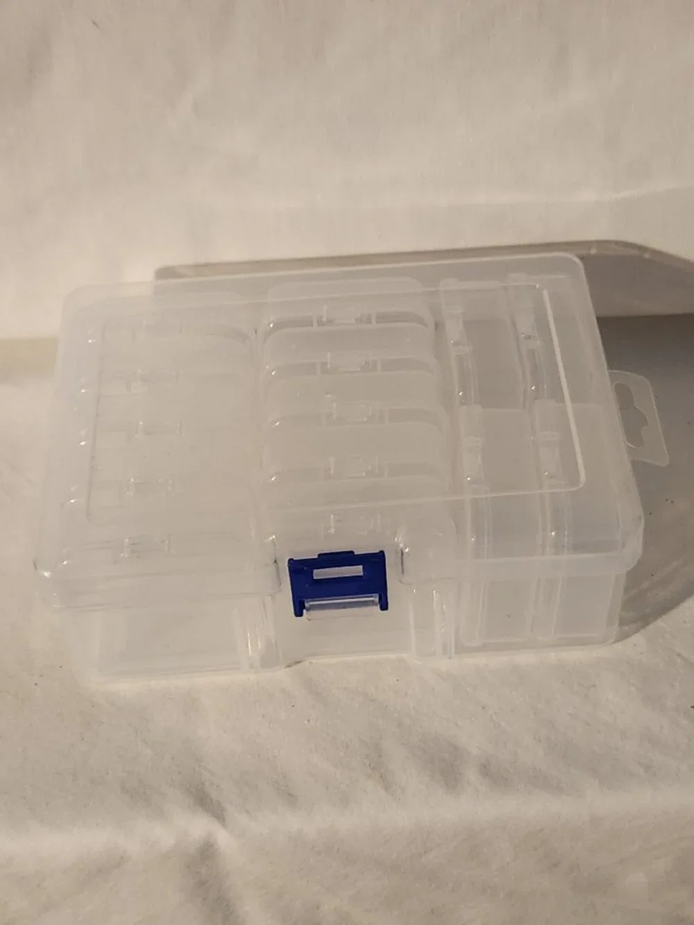 Storage container ideal for jewelry, medication, beads, small items travel NEW